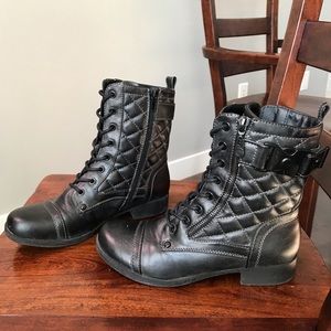 Like New G by Guess Boots 7